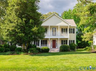 354 Enon Oaks Ln, Chester, VA 23836
