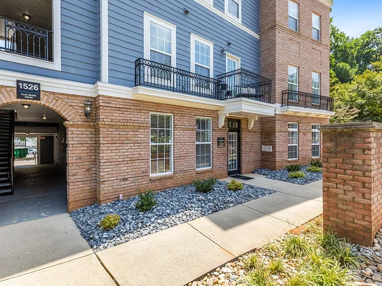 Worthington Apartments and Townhomes — Photo 23