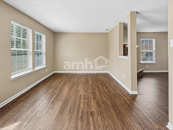 5th image of 10981 Clear Spring Dr