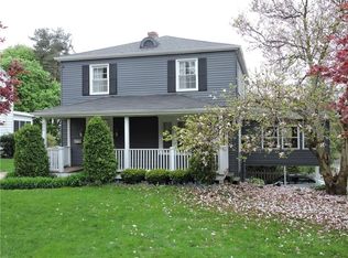 636 Hilltop Rd, Erie, PA 16509