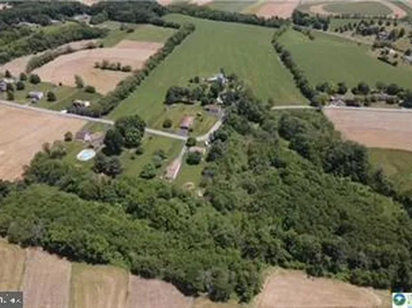 Focht Ln, Hamburg, PA 19526