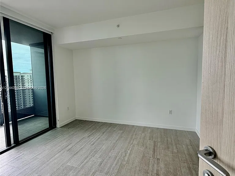 1000 Brickell Plz #3410 — Photo 21