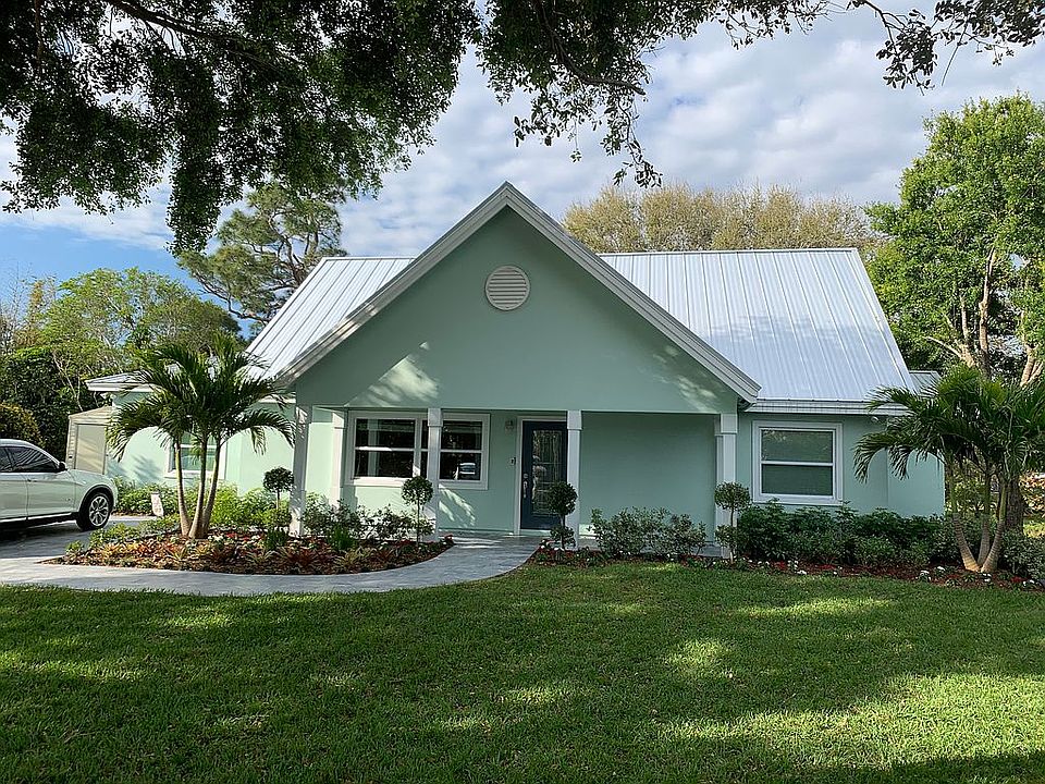 2nd image of 5520 SE 53rd Ave