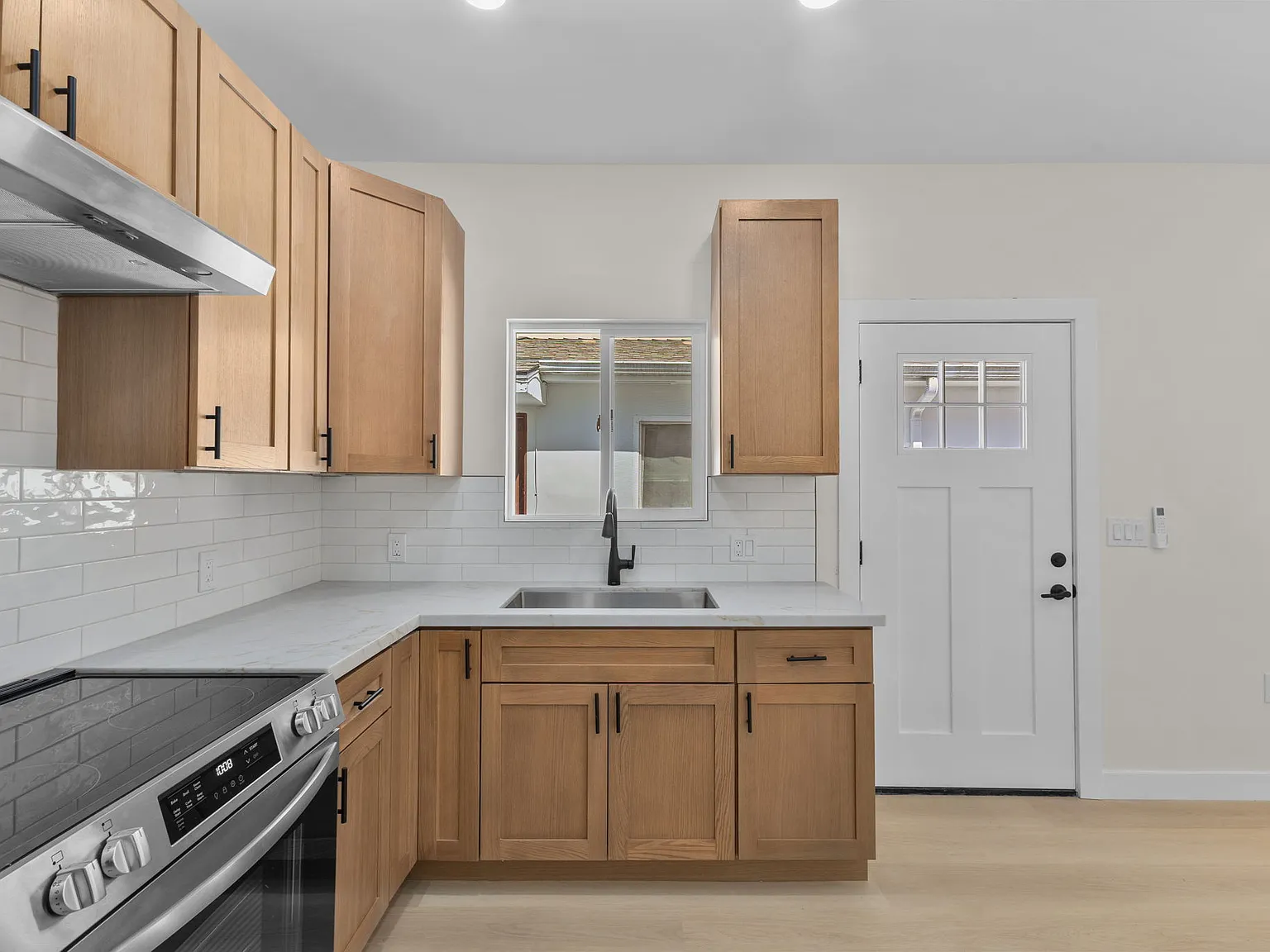 1 bed, 480 sqft, $1,895 — Photo 3