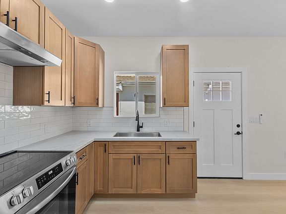 3rd image of 3657 Dalbergia St #3653
