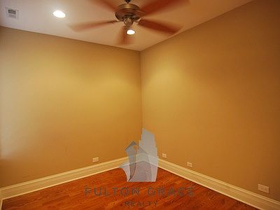 5th image of 5446 N Winthrop Ave APT 2N