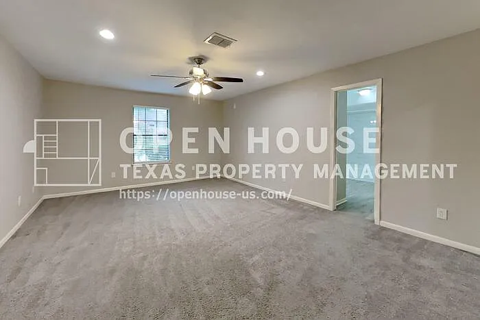 2318 Turtle Creek Dr — Photo 9