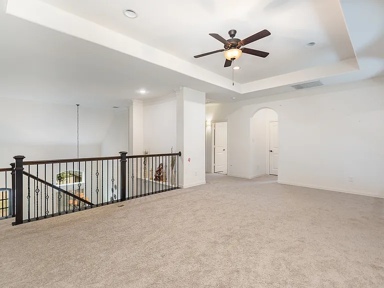 605 Conifer Ln — Photo 24