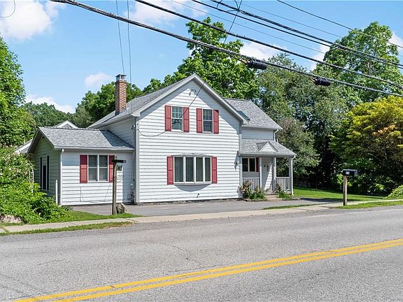 4th image of 813 South Rd
