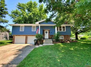 709 E Market St, Warrensburg, MO 64093