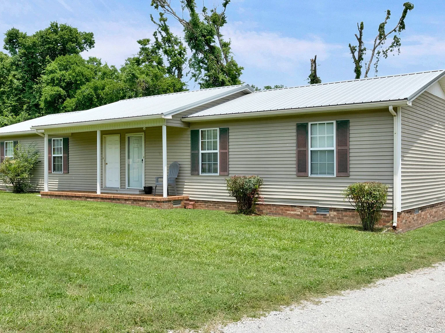 520 Woods Drive - A — Photo 4