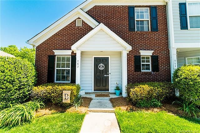 1st image of 963 Heritage Pkwy #17