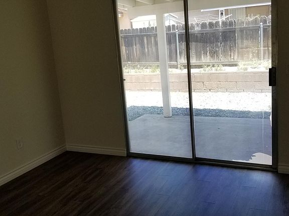 5th image of 576 Corona St