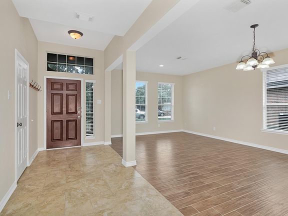 5th image of 2002 Monarch Hollow Ln