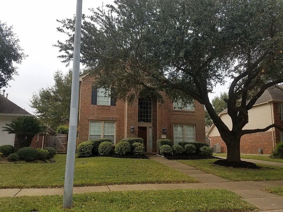 1st image of 23014 Palm Trail Dr