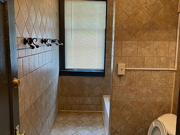 4th image of 2024 N 1st St