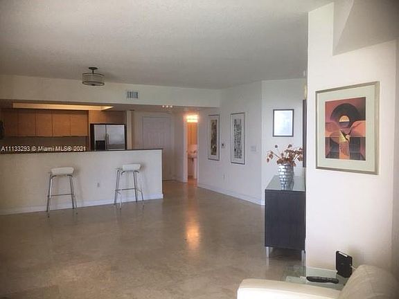 3rd image of 16699 N Collins Ave #2205