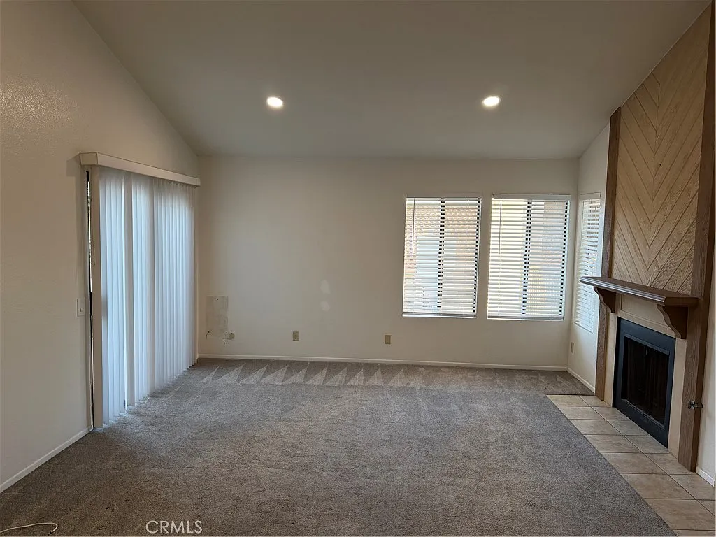1 bed, 843 sqft, $2,795 — Photo 2