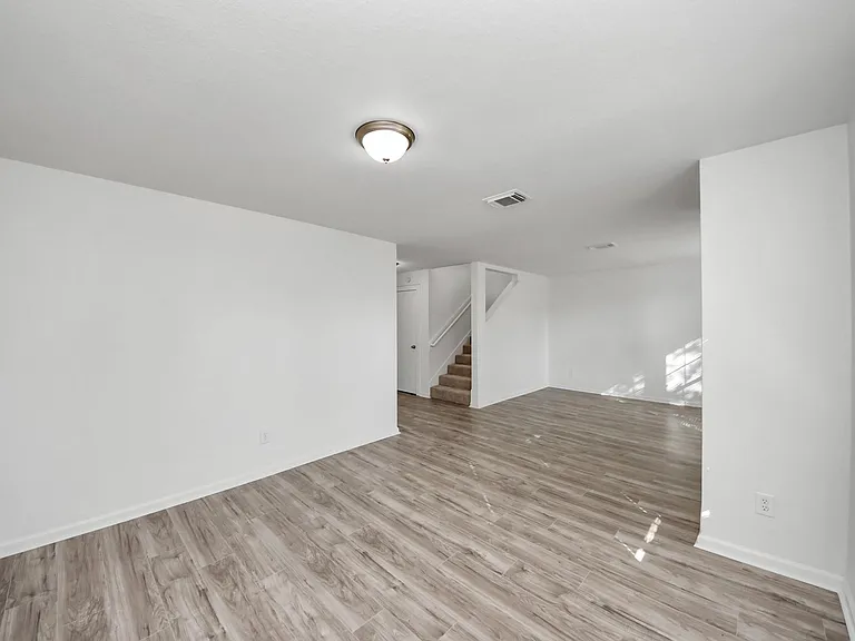 20623 Patriot Park Ln — Photo 5