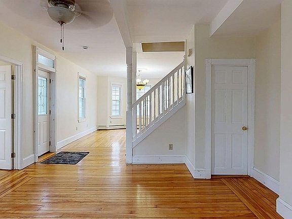 5th image of 8 Crown St