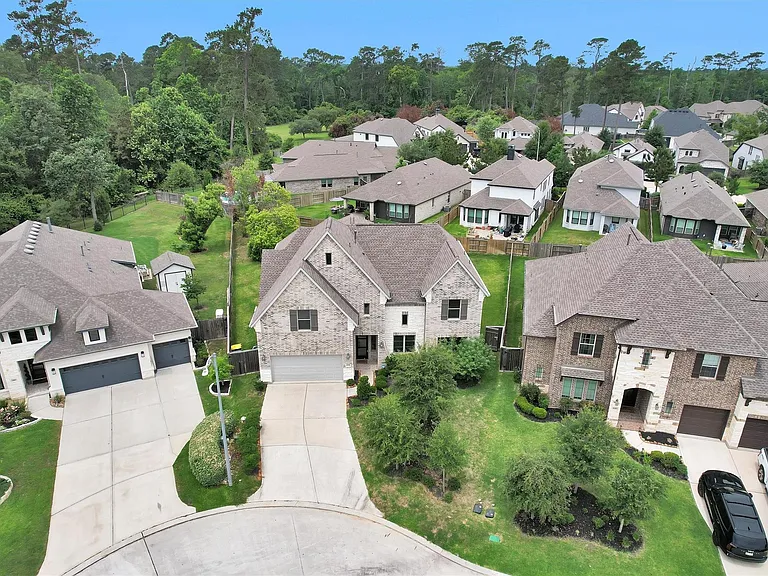 634 Cibolo Creek Dr — Photo 48