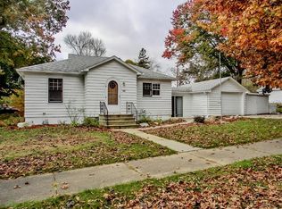 102 N 18th St, Marshalltown, IA 50158
