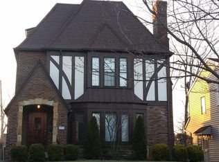 3634 Winchell Rd, Shaker Heights, OH 44122