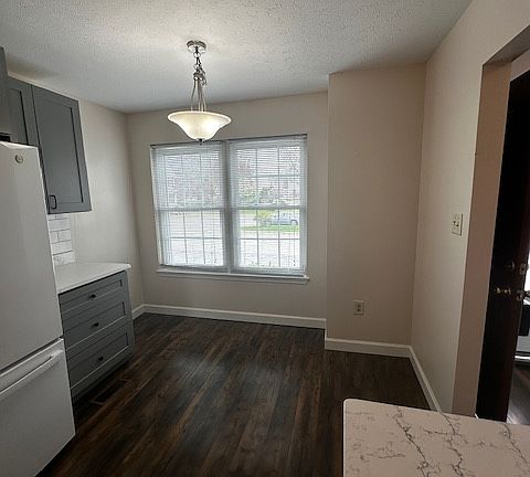 5th image of 125 Buckson Ct