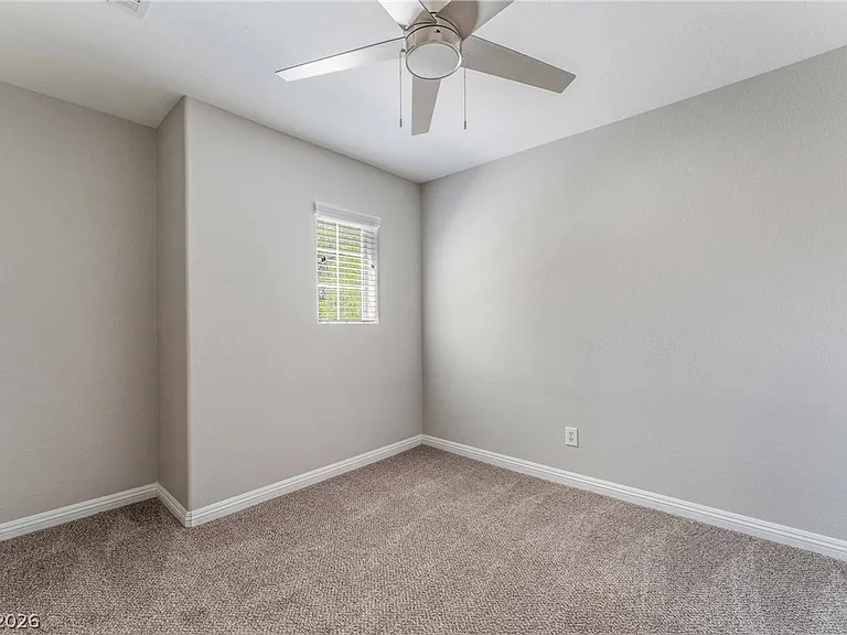 6048 Stern Cove Ct — Photo 8
