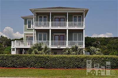1st image of 1012 S Fort Fisher Boulevard
