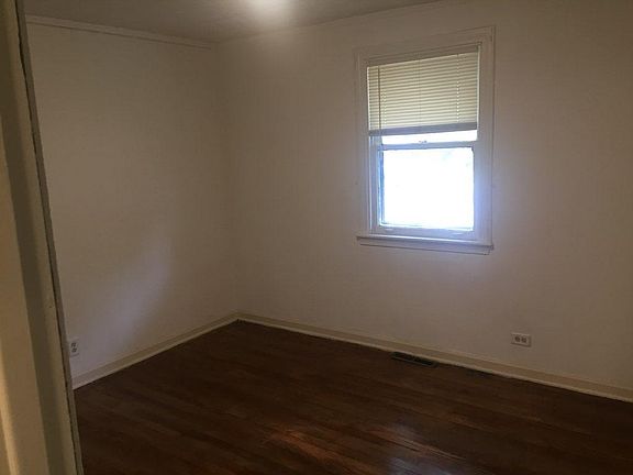 3rd image of 792 Campbell Ave