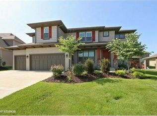 9411 W 163rd Ter, Overland Park, KS 66085
