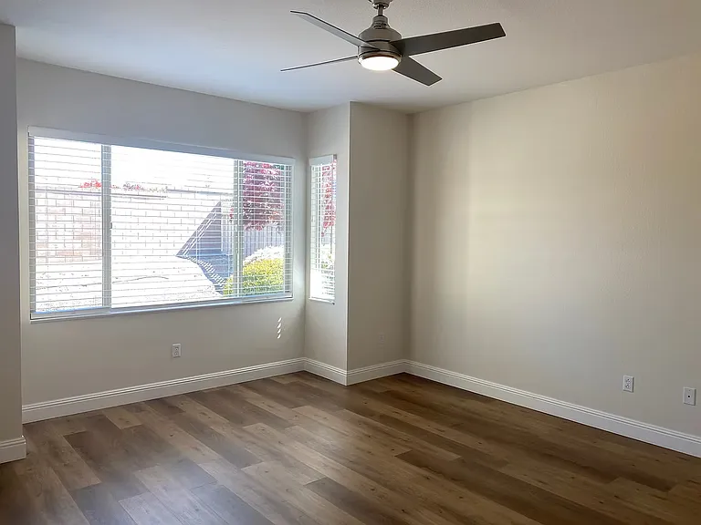 2480 Fountain Hill Loop — Photo 5