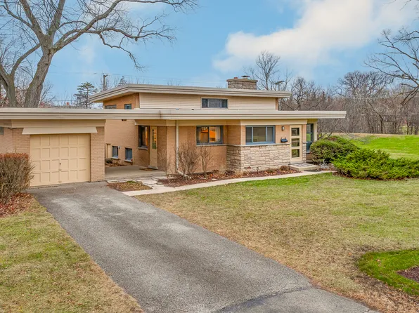 700 S Na Wa Ta Ave, Mount Prospect, IL 60056