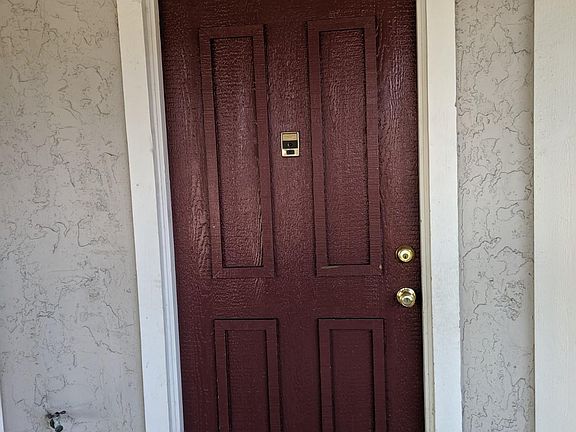 2nd image of 63 Muirfield Ct