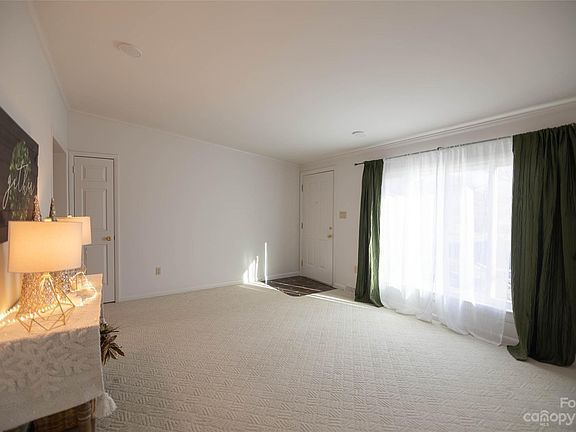4th image of 7 N June Ln