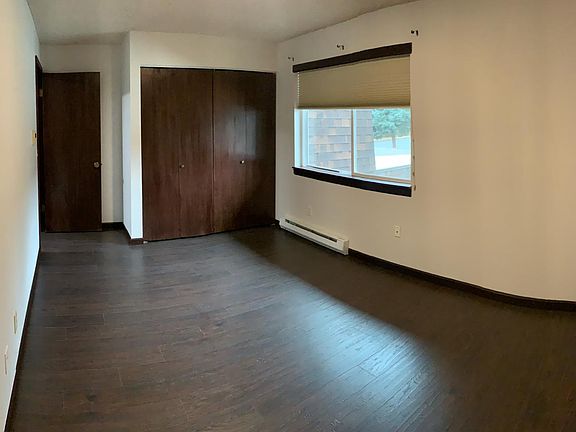 5th image of 317 S Shoreline Dr Unit 2