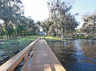 105 Rivers Edge Dr E, East Palatka, FL 32131