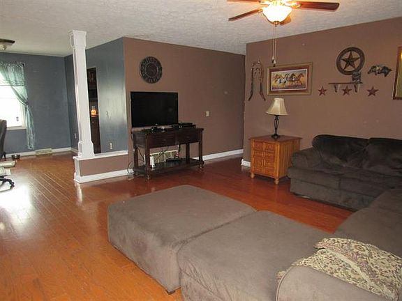4th image of 1017 Countryside Dr