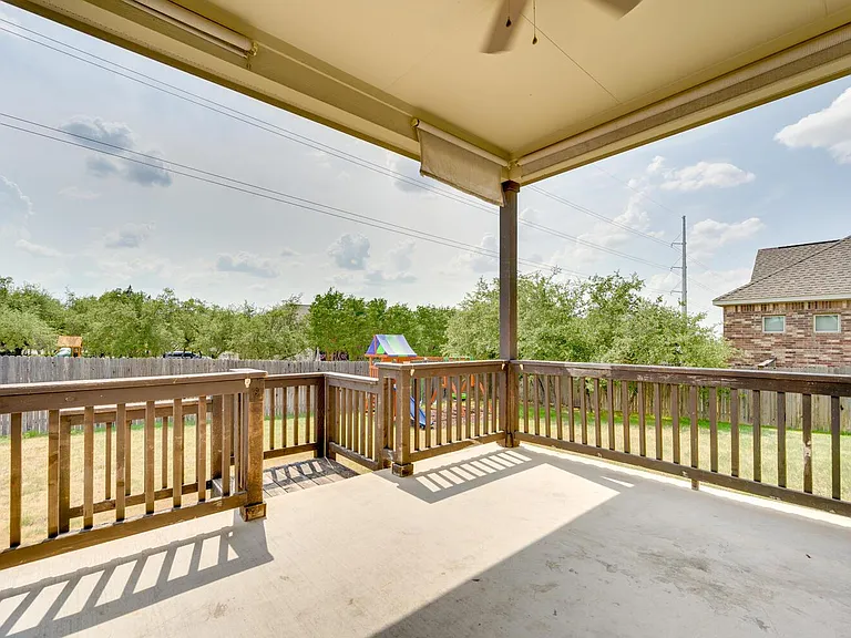 845 Richardson Ln — Photo 36