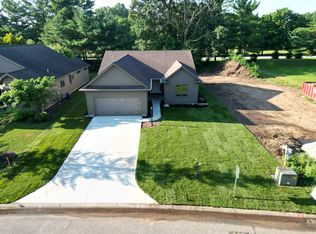 9746 Old Port Cv, Bristol, IN 46507