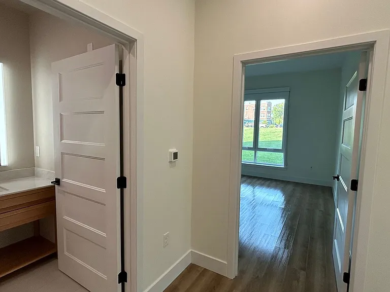 One Park Apartments — Photo 107