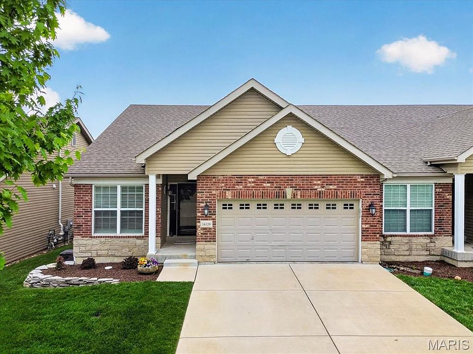 1st image of 16129 Amber Vista Dr