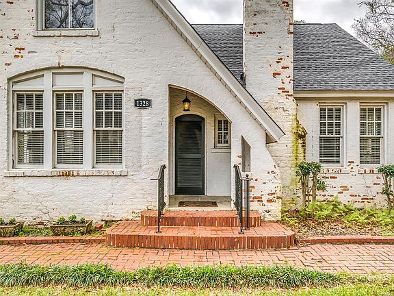2nd image of 1328 Glen Grattan Dr