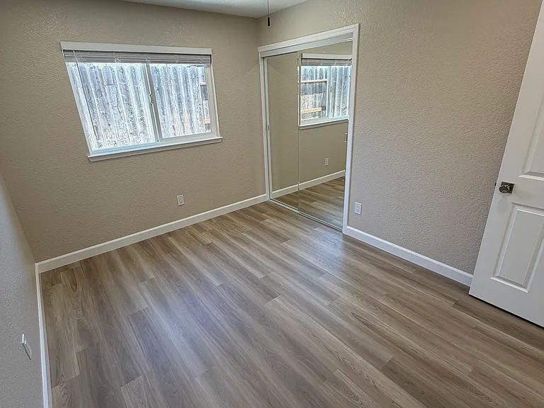 4145 E Orangeburg Ave — Photo 14