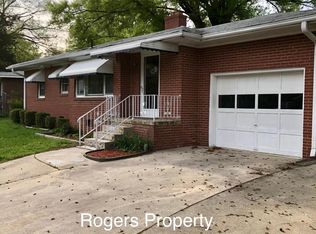814 Carver St, Burlington, NC 27217