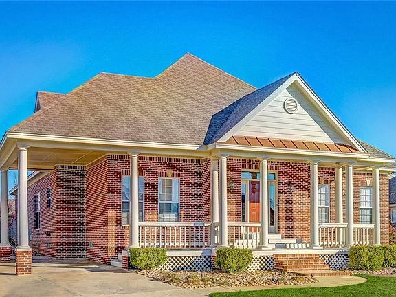 2nd image of 8849 Alderwood Way