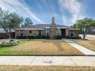 1400 Brookshire Dr, Bedford, TX 76021