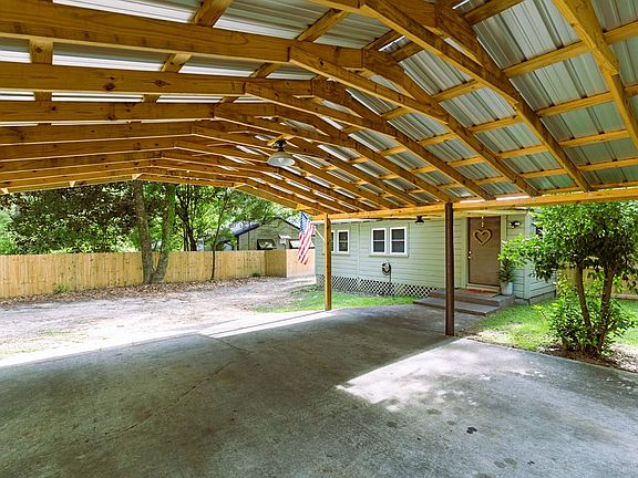 3rd image of 1227 S Park Ave