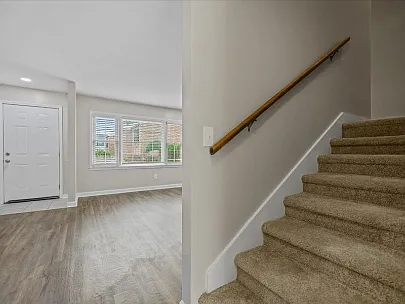731 Coventry Ln #C — Photo 13